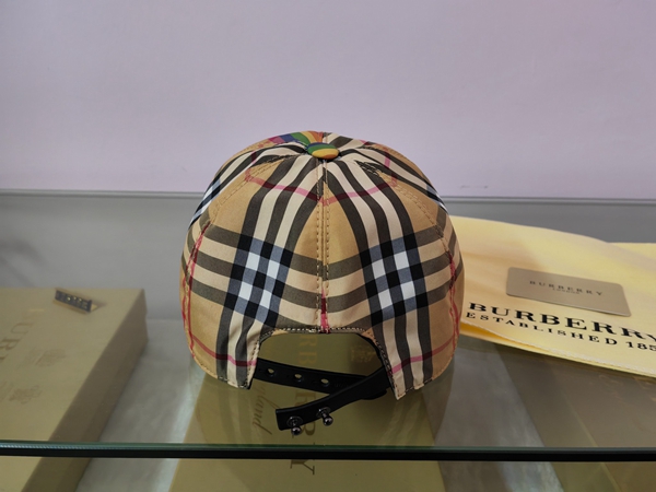 ブランド帽子側面デザイン